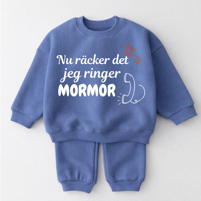Nu räcker det jeg ringer Mormor