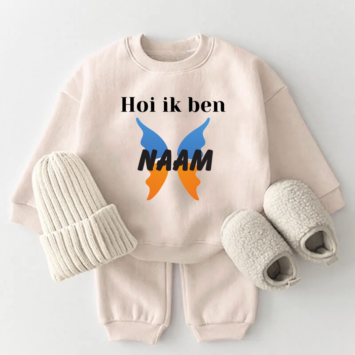Hoi, ik ben NAAM 02