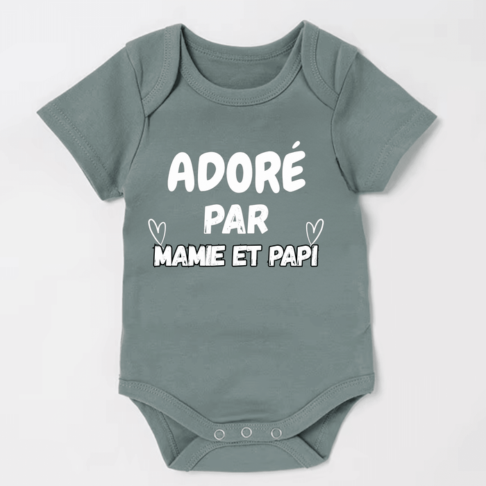 Adoré par Mamie et Papi body - Märchen Mode aus Bio-Baumwolle personalisierte geschenke Babyset & Bodys mit spruch & Geschenkideen für Neugeborene & 0–24 Monate & und perfekt als Geschenk zur Geburt