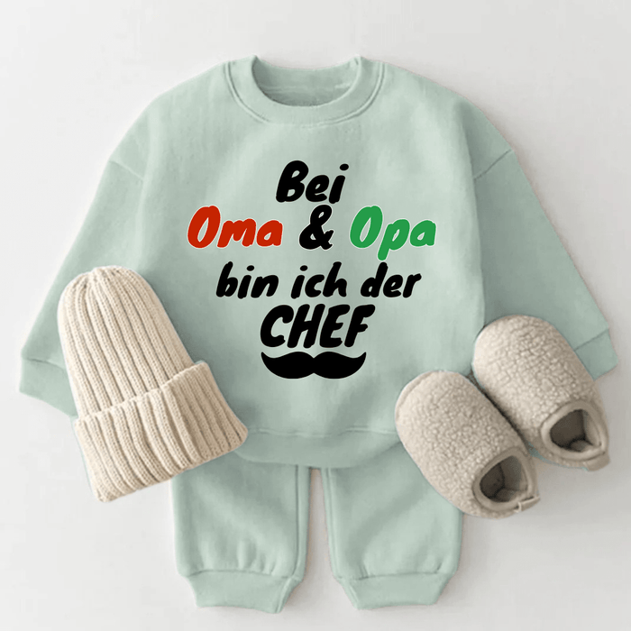 Bei Oma & Opa bin ich der CHEF - Märchen Mode aus Bio - Baumwolle personalisierte geschenke Babyset & Bodys mit spruch & Geschenkideen für Neugeborene & 0–24 Monate & und perfekt als Geschenk zur Geburt