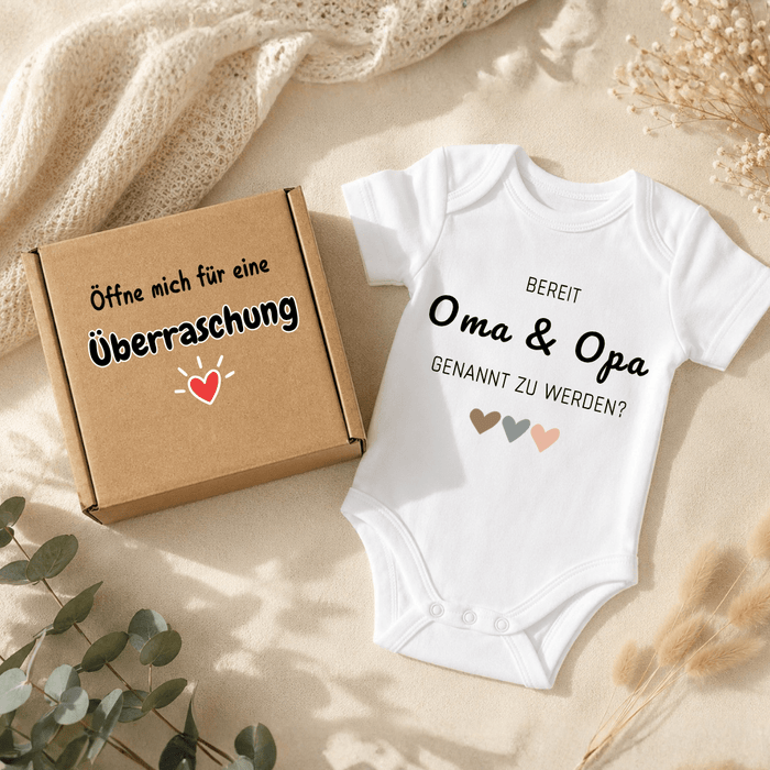 BEREIT Oma & Opa GENANNT ZU WERDEN? - Schwangerschaftsverkündung - Märchen Mode aus Bio - Baumwolle personalisierte geschenke Babyset & Bodys mit spruch & Geschenkideen für Neugeborene & 0–24 Monate & und perfekt als Geschenk zur Geburt