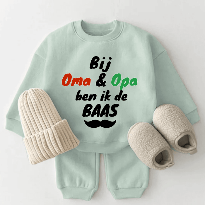 Bij Oma & Opa ben ik de baas - Märchen Mode aus Bio - Baumwolle personalisierte geschenke Babyset & Bodys mit spruch & Geschenkideen für Neugeborene & 0–24 Monate & und perfekt als Geschenk zur Geburt
