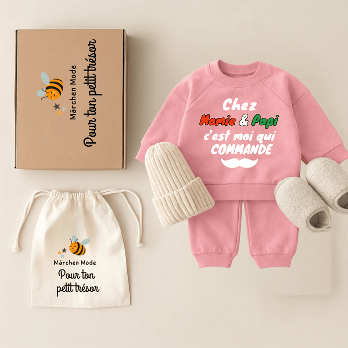 Chez Mamie & Papi c'est moi qui commande - Cadeau - Märchen Mode aus Bio-Baumwolle personalisierte geschenke Babyset & Bodys mit spruch & Geschenkideen für Neugeborene & 0–24 Monate & und perfekt als Geschenk zur Geburt