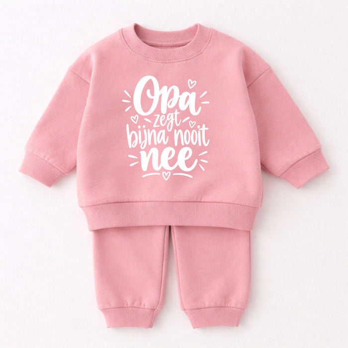 Opa zegt bijna nooit nee babyset in roze
