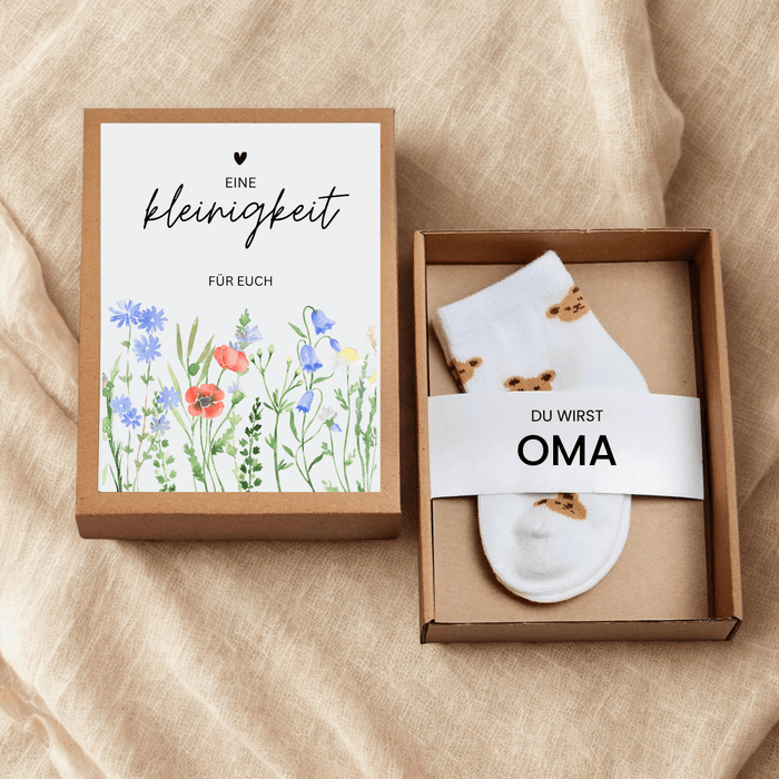 Du wirst Oma - Geschenkbox - Märchen Mode aus Bio - Baumwolle personalisierte geschenke Babyset & Bodys mit spruch & Geschenkideen für Neugeborene & 0–24 Monate & und perfekt als Geschenk zur Geburt