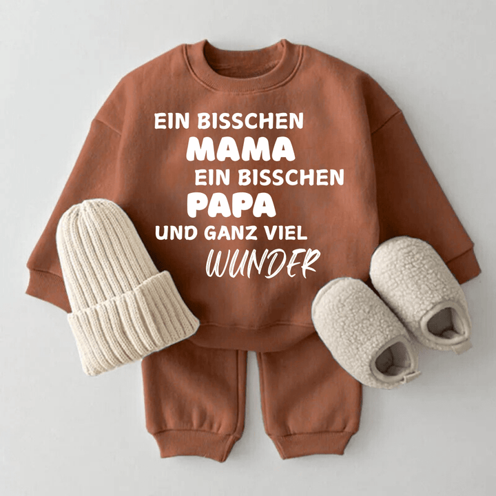 EIN BISSCHEN MAMA EIN BISSCHEN PAPA - Märchen Mode - 