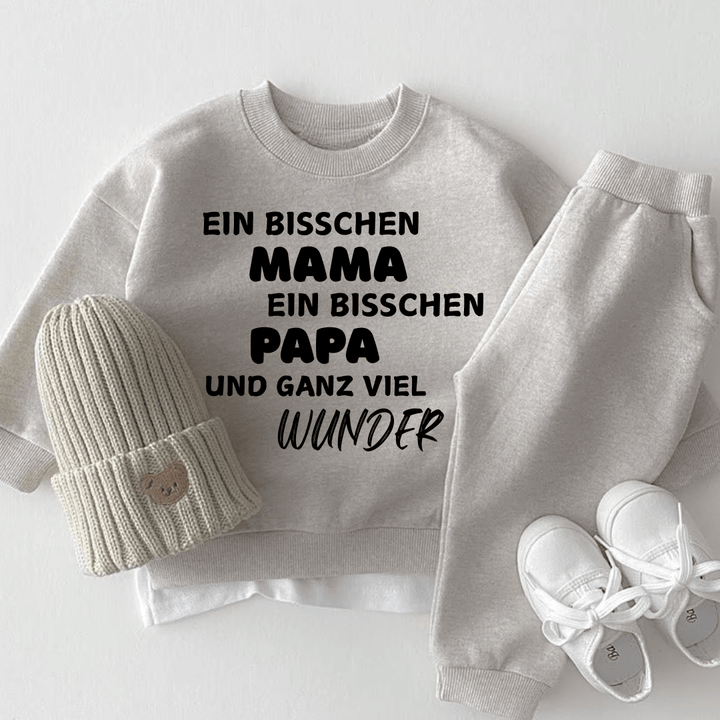 EIN BISSCHEN MAMA EIN BISSCHEN PAPA UND GANZ VIEL WUNDER - Märchen Mode - 