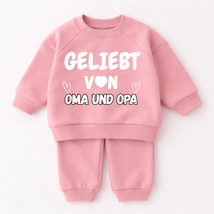 GELIEBT VON OMA UND OPA - Märchen Mode aus Bio - Baumwolle personalisierte geschenke Babyset & Bodys mit spruch & Geschenkideen für Neugeborene & 0–24 Monate & und perfekt als Geschenk zur Geburt