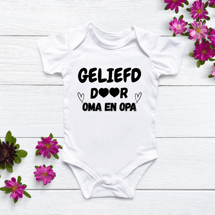 Geliefd DooR OMA EN OPA Body - Märchen Mode aus Bio - Baumwolle personalisierte geschenke Babyset & Bodys mit spruch & Geschenkideen für Neugeborene & 0–24 Monate & und perfekt als Geschenk zur Geburt