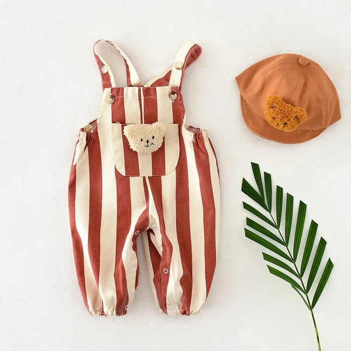 Gestreifter Bären - Latzhose - Märchen Mode aus Bio - Baumwolle personalisierte geschenke Babyset & Bodys mit spruch & Geschenkideen für Neugeborene & 0–24 Monate & und perfekt als Geschenk zur Geburt
