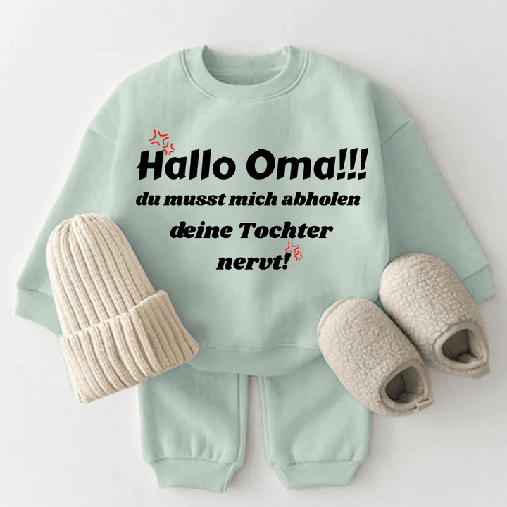 Hallo Oma!!!, du musst mich abholen. Deine Tochter nervt! - Märchen Mode - 