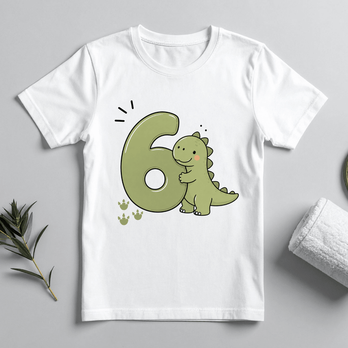 Happy Dino - Tshirt 06 - Märchen Mode aus Bio-Baumwolle personalisierte geschenke Babyset & Bodys mit spruch & Geschenkideen für Neugeborene & 0–24 Monate & und perfekt als Geschenk zur Geburt