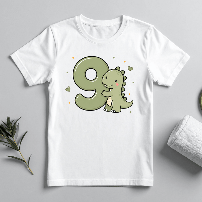 Happy Dino - Tshirt 09 - Märchen Mode aus Bio-Baumwolle personalisierte geschenke Babyset & Bodys mit spruch & Geschenkideen für Neugeborene & 0–24 Monate & und perfekt als Geschenk zur Geburt