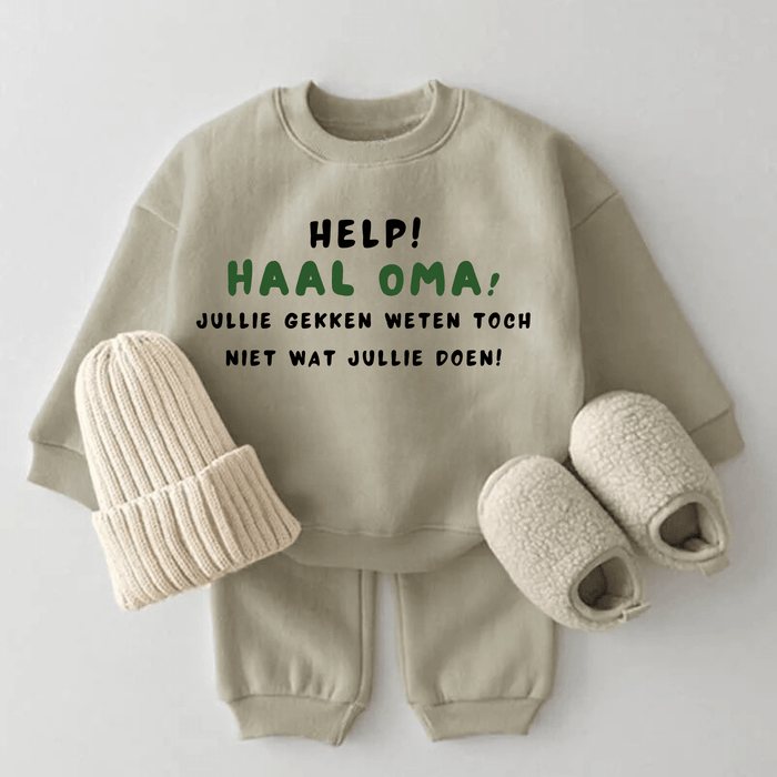 Help! Haal oma! Jullie gekken weten toch niet wat jullie doen! - Märchen Mode aus Bio - Baumwolle personalisierte geschenke Babyset & Bodys mit spruch & Geschenkideen für Neugeborene & 0–24 Monate & und perfekt als Geschenk zur Geburt