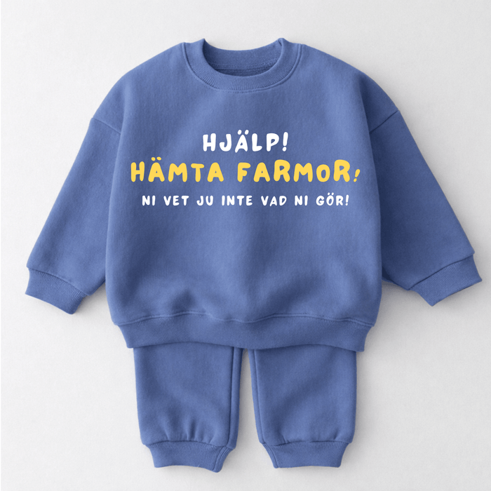 HJÄLP! HÄMTA FARMOR! NI VET JU INTE VAD NI GÖR! - Märchen Mode aus Bio-Baumwolle personalisierte geschenke Babyset & Bodys mit spruch & Geschenkideen für Neugeborene & 0–24 Monate & und perfekt als Geschenk zur Geburt
