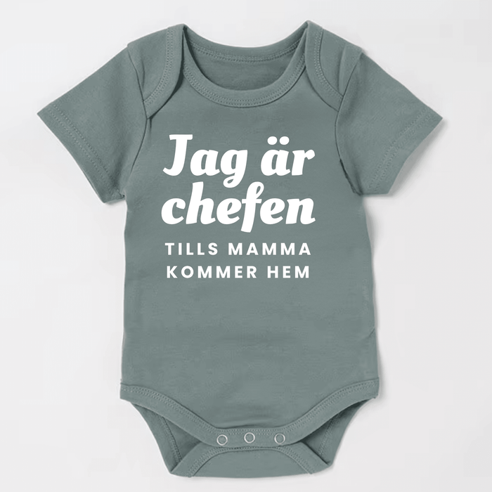 Jag är chefen tills mamma kommer hem body - Märchen Mode aus Bio-Baumwolle personalisierte geschenke Babyset & Bodys mit spruch & Geschenkideen für Neugeborene & 0–24 Monate & und perfekt als Geschenk zur Geburt