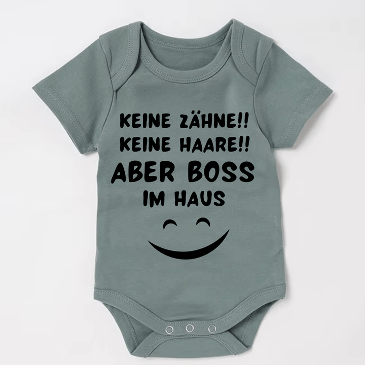 Keine Zähne!! keine Haare!! aber Boss im Haus - Märchen Mode - 