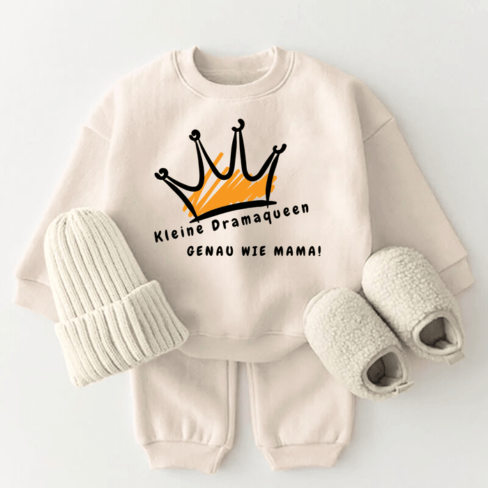 Kleine Dramaqueen - Märchen Mode aus Bio - Baumwolle personalisierte geschenke Babyset & Bodys mit spruch & Geschenkideen für Neugeborene & 0–24 Monate & und perfekt als Geschenk zur Geburt