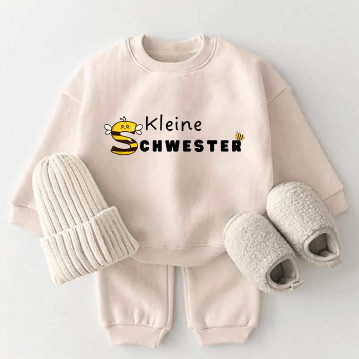 Kleine Schwester - Märchen Mode aus Bio - Baumwolle personalisierte geschenke Babyset & Bodys mit spruch & Geschenkideen für Neugeborene & 0–24 Monate & und perfekt als Geschenk zur Geburt