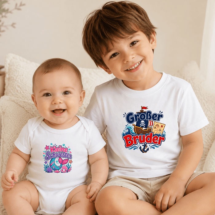 Kleine Schwester & Großer Bruder Abenteuer Matching Set - Märchen Mode aus Bio-Baumwolle personalisierte geschenke Babyset & Bodys mit spruch & Geschenkideen für Neugeborene & 0–24 Monate & und perfekt als Geschenk zur Geburt