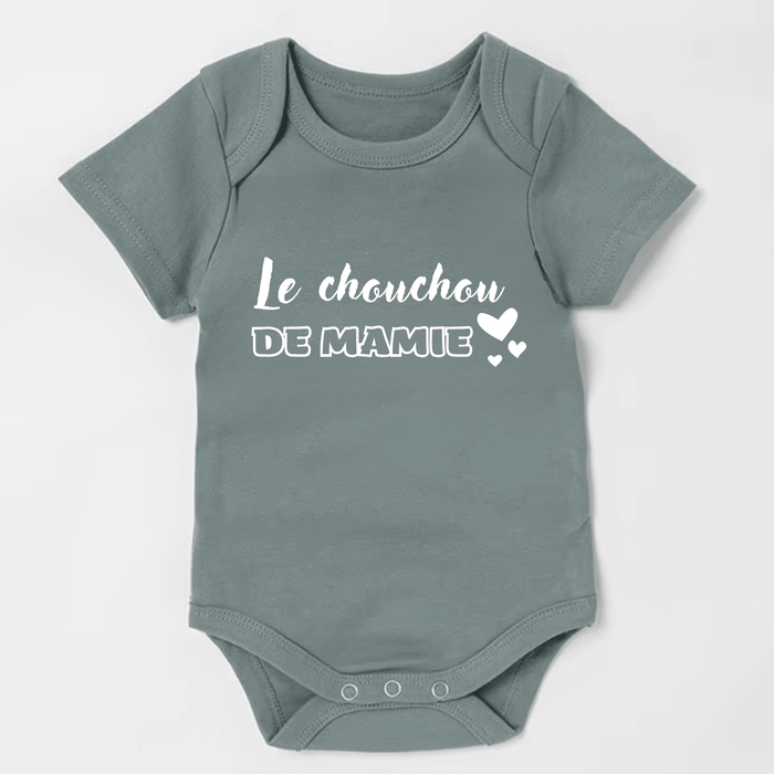 Le chouchoute de Mamie body - Märchen Mode aus Bio-Baumwolle personalisierte geschenke Babyset & Bodys mit spruch & Geschenkideen für Neugeborene & 0–24 Monate & und perfekt als Geschenk zur Geburt