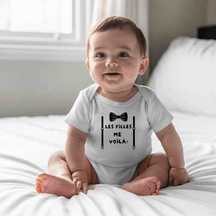Les filles me voilà! body - Märchen Mode aus Bio-Baumwolle personalisierte geschenke Babyset & Bodys mit spruch & Geschenkideen für Neugeborene & 0–24 Monate & und perfekt als Geschenk zur Geburt