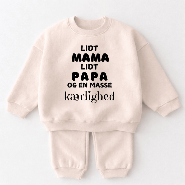 Lidt MAMA PAPA og en masse kærlighed lidt - Märchen Mode aus Bio - Baumwolle personalisierte geschenke Babyset & Bodys mit spruch & Geschenkideen für Neugeborene & 0–24 Monate & und perfekt als Geschenk zur Geburt
