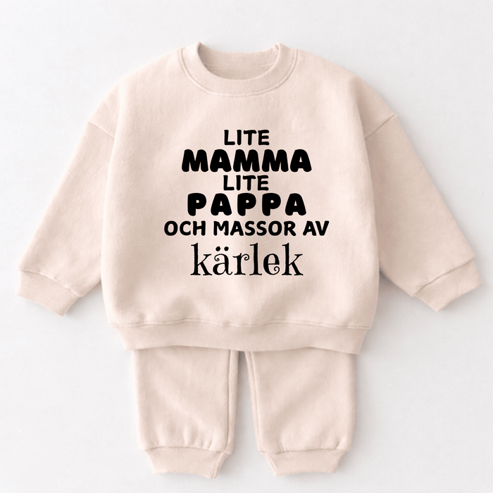 Lite MAMMA Lite PAPPA och massor av kärlek - Märchen Mode aus Bio-Baumwolle personalisierte geschenke Babyset & Bodys mit spruch & Geschenkideen für Neugeborene & 0–24 Monate & und perfekt als Geschenk zur Geburt