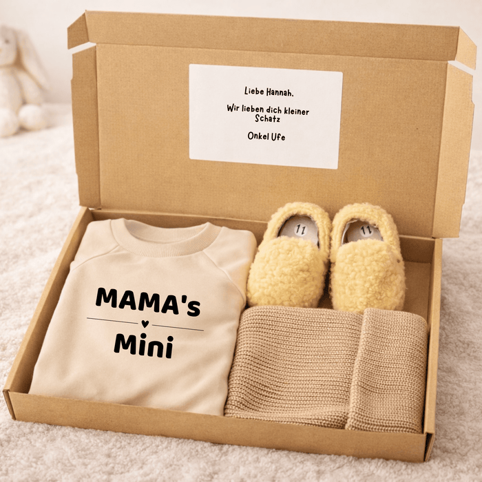 MAMA's Mini - Geschenkbox - Märchen Mode aus Bio - Baumwolle personalisierte geschenke Babyset & Bodys mit spruch & Geschenkideen für Neugeborene & 0–24 Monate & und perfekt als Geschenk zur Geburt
