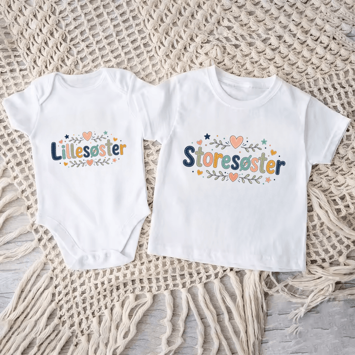 Matchende søstersett med hjerter og blomster - Märchen Mode aus Bio-Baumwolle personalisierte geschenke Babyset & Bodys mit spruch & Geschenkideen für Neugeborene & 0–24 Monate & und perfekt als Geschenk zur Geburt