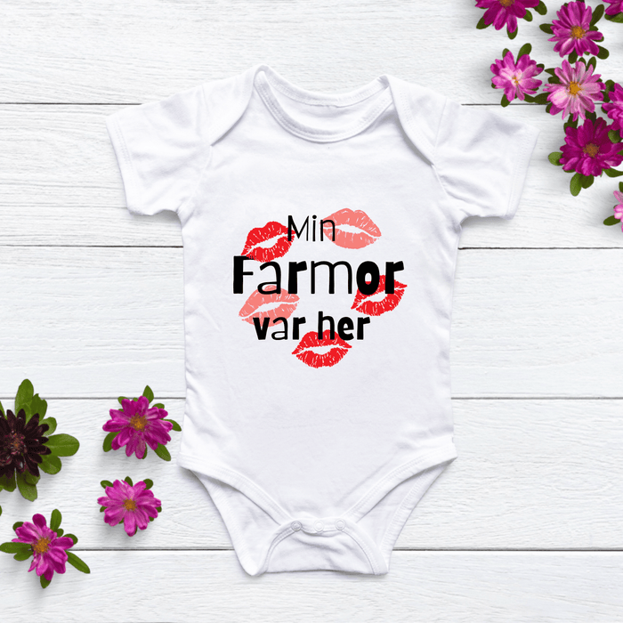 Min Farmor var her Body - Märchen Mode aus Bio-Baumwolle personalisierte geschenke Babyset & Bodys mit spruch & Geschenkideen für Neugeborene & 0–24 Monate & und perfekt als Geschenk zur Geburt