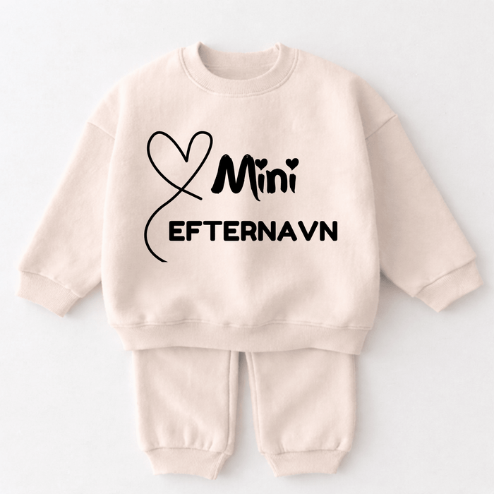 Mini Efternavn - Märchen Mode aus Bio - Baumwolle personalisierte geschenke Babyset & Bodys mit spruch & Geschenkideen für Neugeborene & 0–24 Monate & und perfekt als Geschenk zur Geburt
