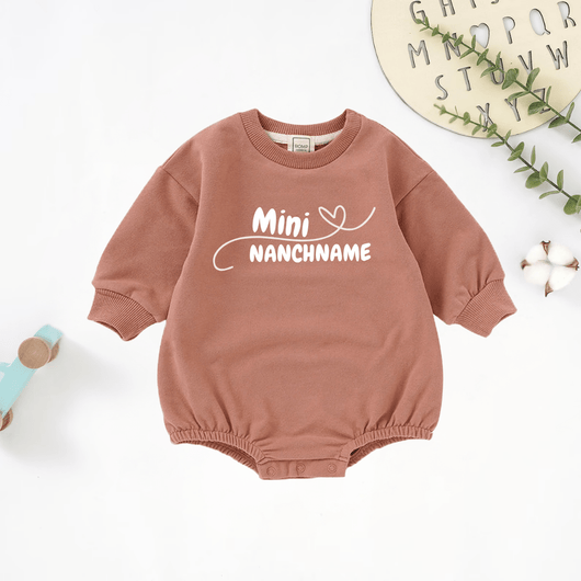 Mini NACHNAME  Strampler