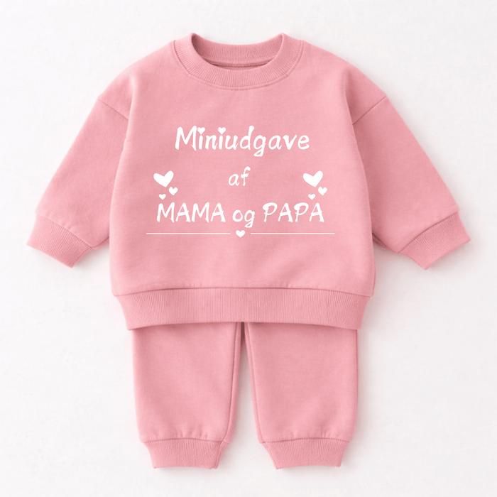 Miniudgave af MAMA og PAPA - Märchen Mode aus Bio - Baumwolle personalisierte geschenke Babyset & Bodys mit spruch & Geschenkideen für Neugeborene & 0–24 Monate & und perfekt als Geschenk zur Geburt