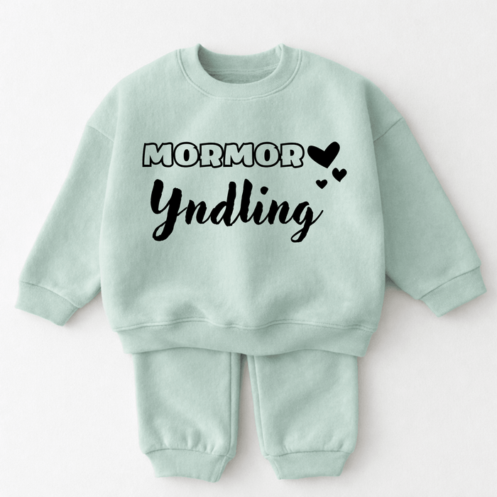 Mormor Yndling - Märchen Mode aus Bio - Baumwolle personalisierte geschenke Babyset & Bodys mit spruch & Geschenkideen für Neugeborene & 0–24 Monate & und perfekt als Geschenk zur Geburt