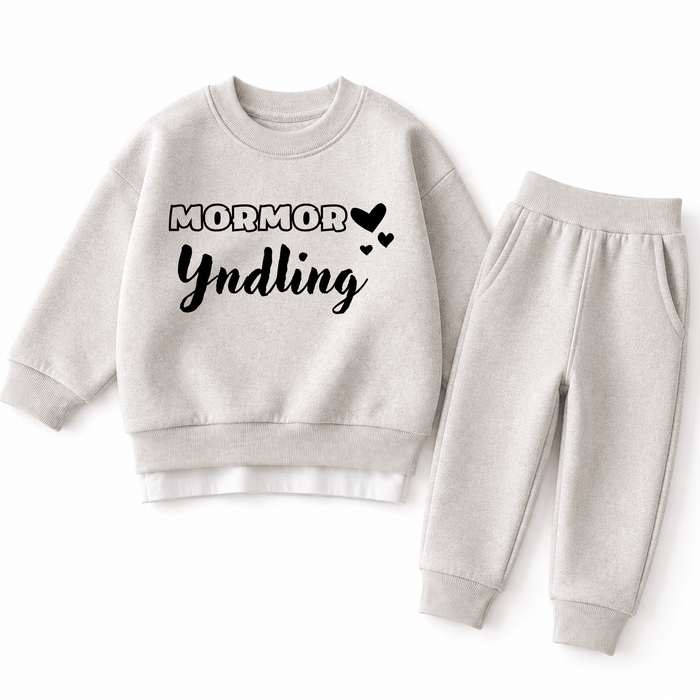 Mormor Yndling - Märchen Mode aus Bio - Baumwolle personalisierte geschenke Babyset & Bodys mit spruch & Geschenkideen für Neugeborene & 0–24 Monate & und perfekt als Geschenk zur Geburt