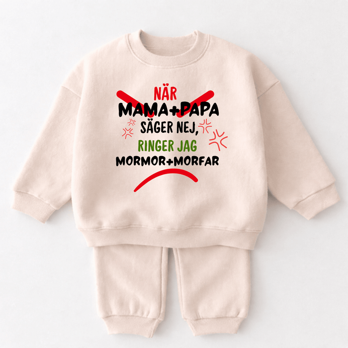 NÄR Mama+Papa SÄGER nej, RINGER JAG Mormor+Morfar - Märchen Mode aus Bio-Baumwolle personalisierte geschenke Babyset & Bodys mit spruch & Geschenkideen für Neugeborene & 0–24 Monate & und perfekt als Geschenk zur Geburt