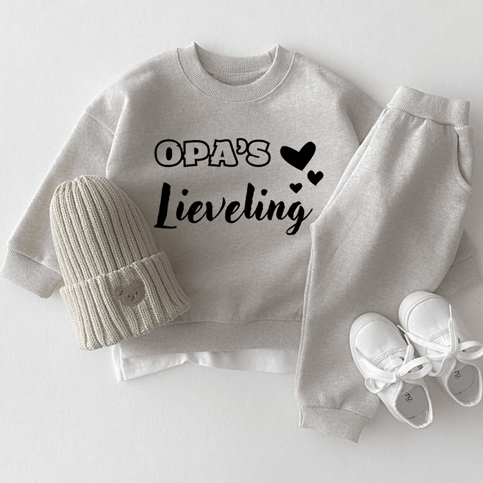 Opa’s Lieveling - Märchen Mode aus Bio - Baumwolle personalisierte geschenke Babyset & Bodys mit spruch & Geschenkideen für Neugeborene & 0–24 Monate & und perfekt als Geschenk zur Geburt