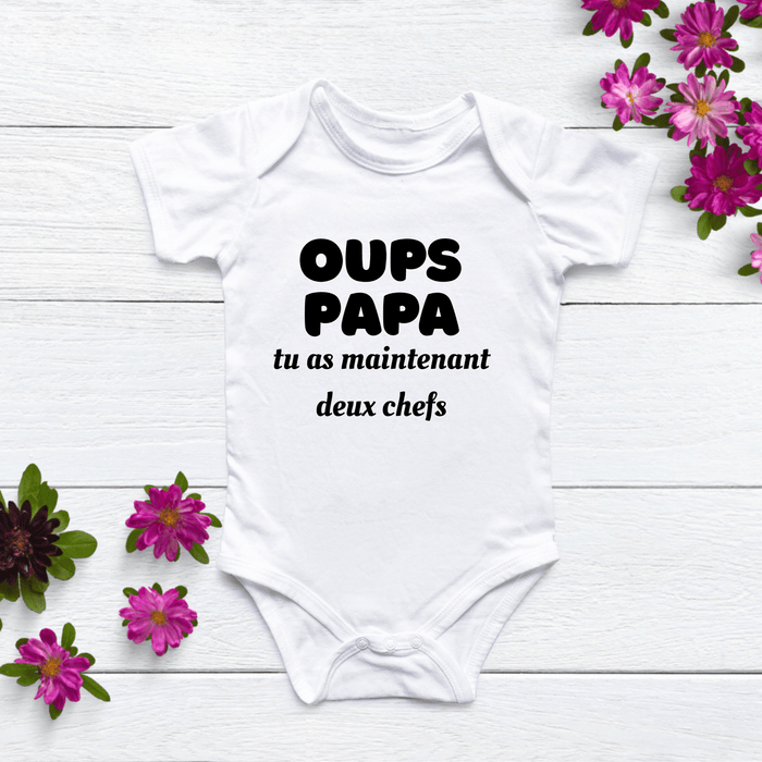 Oups Papa tu as maintenant deux chefs body - Märchen Mode aus Bio-Baumwolle personalisierte geschenke Babyset & Bodys mit spruch & Geschenkideen für Neugeborene & 0–24 Monate & und perfekt als Geschenk zur Geburt