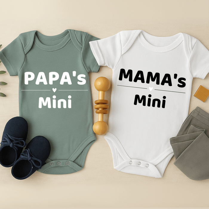 PAPA - MAMA Mini SET 2er - Pack - Märchen Mode aus Bio - Baumwolle personalisierte geschenke Babyset & Bodys mit spruch & Geschenkideen für Neugeborene & 0–24 Monate & und perfekt als Geschenk zur Geburt
