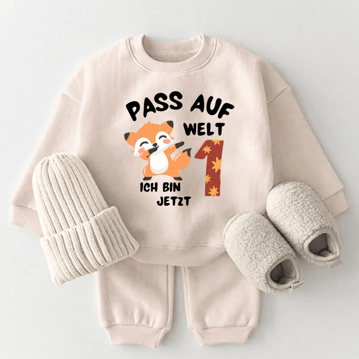 pass auf Welt ich bin jetzt 1 - Märchen Mode aus Bio - Baumwolle personalisierte geschenke Babyset & Bodys mit spruch & Geschenkideen für Neugeborene & 0–24 Monate & und perfekt als Geschenk zur Geburt