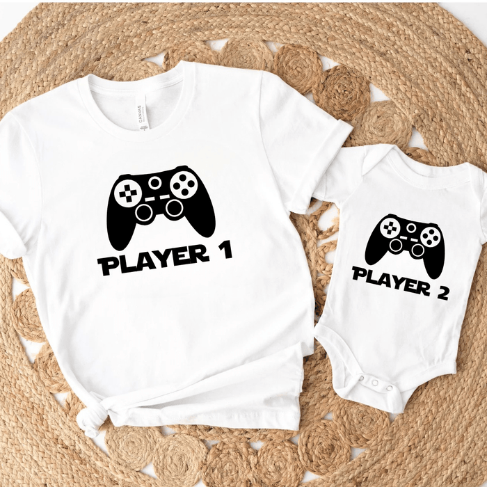 Player 1 & Player 2 - Märchen Mode aus Bio - Baumwolle personalisierte geschenke Babyset & Bodys mit spruch & Geschenkideen für Neugeborene & 0–24 Monate & und perfekt als Geschenk zur Geburt
