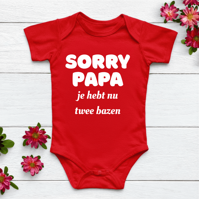 SORRY Papa je hebt nu twee bazen Body Rood - Märchen Mode aus Bio - Baumwolle personalisierte geschenke Babyset & Bodys mit spruch & Geschenkideen für Neugeborene & 0–24 Monate & und perfekt als Geschenk zur Geburt