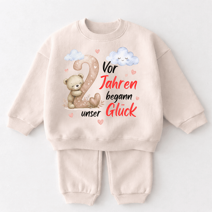 Vor 2 Jahren begann unser Glück - Märchen Mode aus Bio-Baumwolle personalisierte geschenke Babyset & Bodys mit spruch & Geschenkideen für Neugeborene & 0–24 Monate & und perfekt als Geschenk zur Geburt